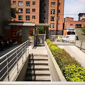 Lägenhet Apartamento Urbanizacion Capri, Cerca A Universidad De Antioquia *