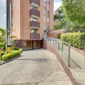 Edificio La Frontera, El Poblado * Medellín