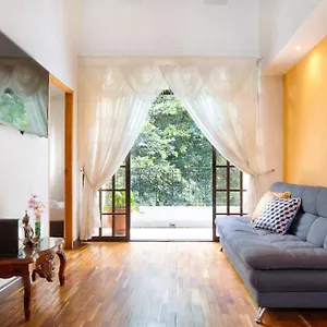 Casa Entera-cerca A Mall La Y Estacion De Tranvia 펜션 메딜린