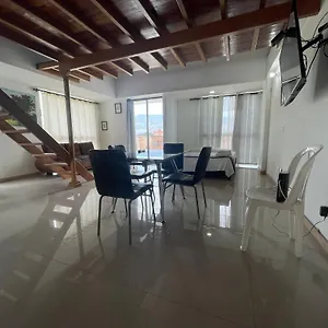 Lof, Duplex, Iluminado, Bueno , Centrico Y Bien Ubicado En Laureles Estadio